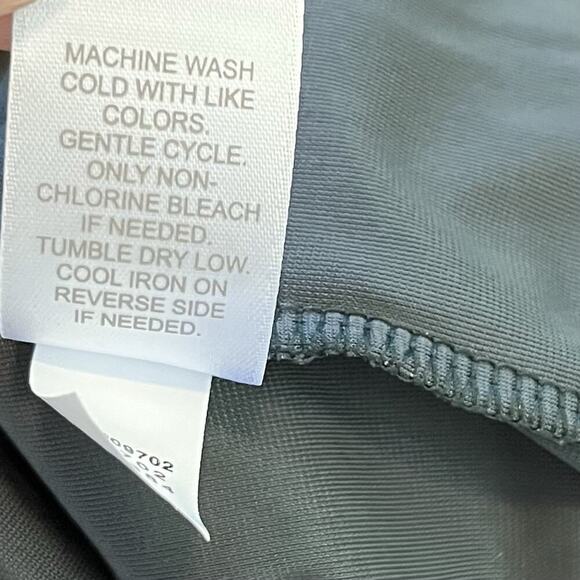 J Jill Womens Velour Velvet Pullover Top Blouse Size SP Forest Green Whimsigoth - Picture 8 of 8